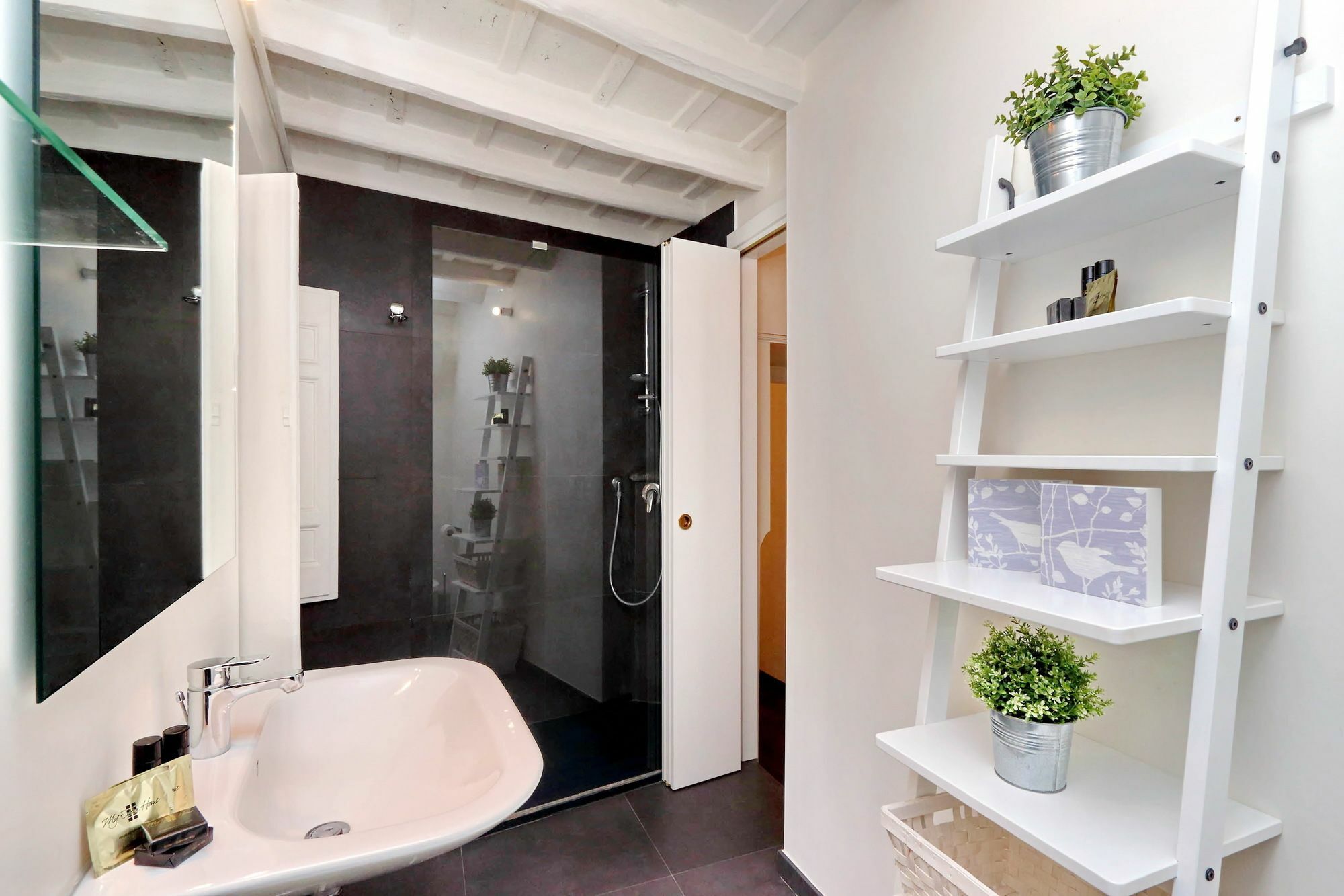 Cozy Corallo - My Extra Home Rome Bagian luar foto